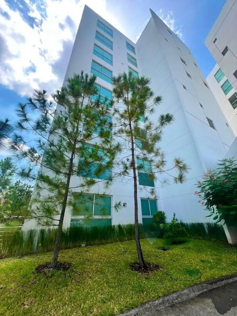 Apartamento en Venta Pinares de Santo Domingo-8